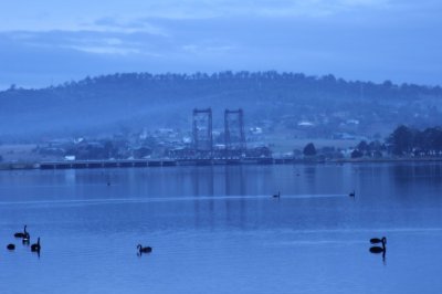 Bridgewater Bridge @ blue hour.jpg