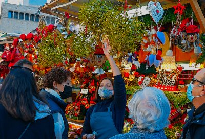 Parada en Mercat de Sta. Llucía 2h.jpg