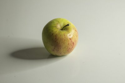 Apple.jpg