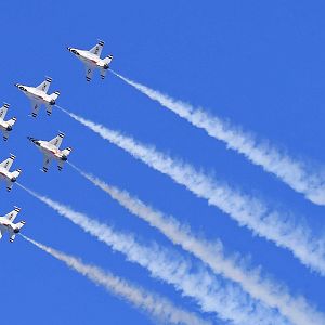 USAF Precision Flying Team "Thunderbirds".